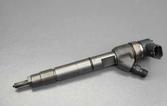 Honda CR-V Fuel injector 0445110288 16450R06E01