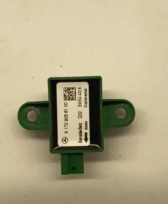 Mercedes-Benz C W204 Airbag deployment crash/impact sensor A1729056100 5WK44316