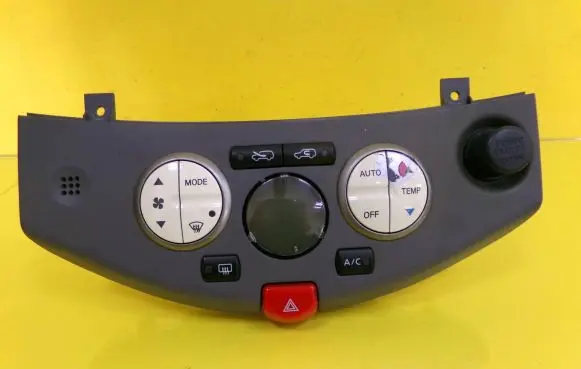 Nissan Micra Climate control unit 27500AX708