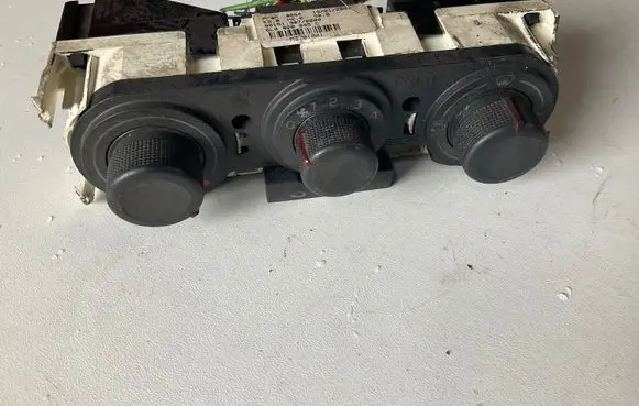 Seat Ibiza III (6L) Climate control unit 6L0820045C 901513070000