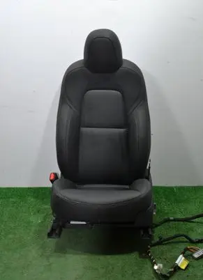 Tesla Model 3 Front driver seat 109959200F