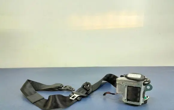 Audi A8 S8 D3 4E Front seatbelt 4E1857705