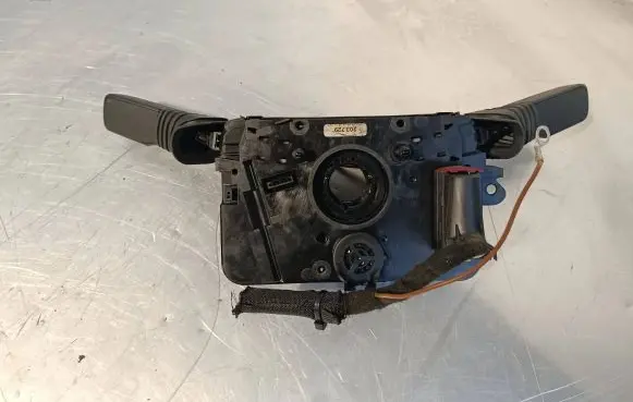 Opel Astra H Indicator stalk