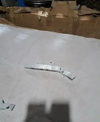 Ford Focus Front bumper mounting bracket 1337336