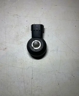 Mazda 6 Detonation knock sensor PE0141