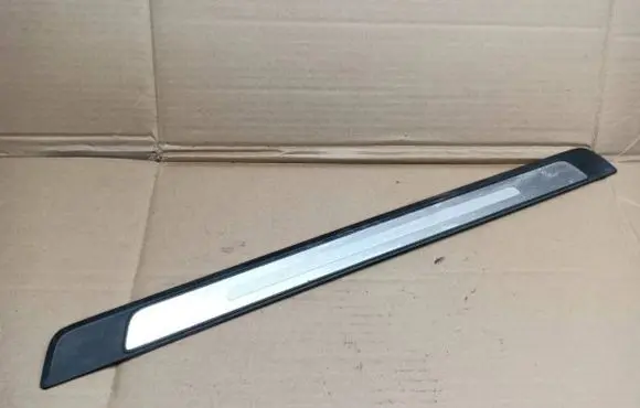 Audi A4 S4 B9 Front sill trim cover 8W0853373
