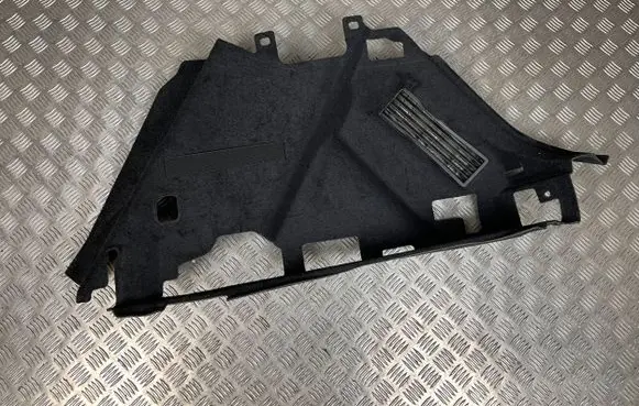 Trunk/boot lower side trim panel