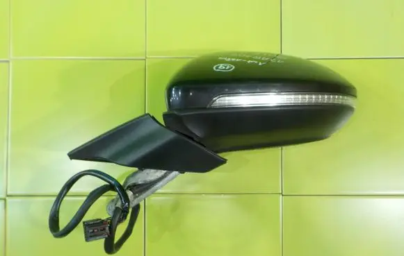 Volkswagen Golf VII Front door electric wing mirror LEWE 17AB107