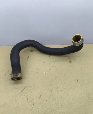 Mercedes-Benz E W212 Engine coolant pipe/hose A2045012982