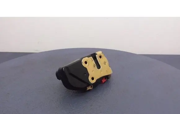 Front door lock