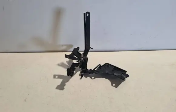 Lexus NX ABS pump bracket 9954
