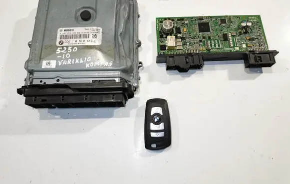 BMW 5 F10 F11 Engine ECU kit and lock set 0281016938 8510643