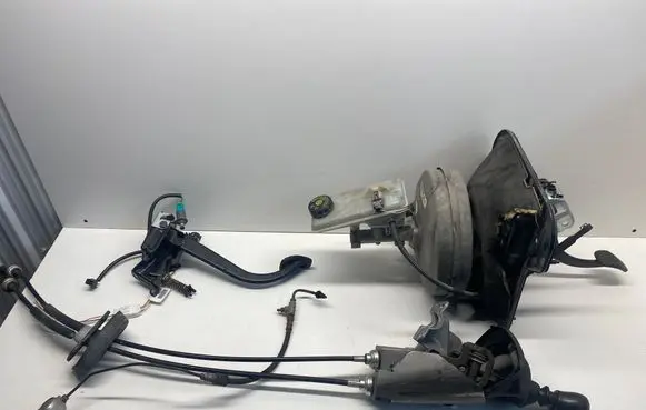 Opel Vivaro Gear shifter/selector 7700312975 91166682 8200300847