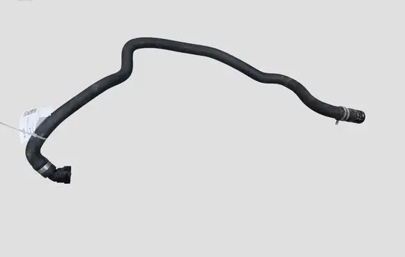 Volvo V40 Engine coolant pipe/hose