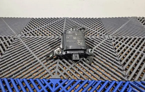 Toyota C-HR I Blind spot module A2C7625420000 2014DJ5772 10R047527