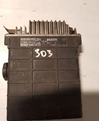 Mercedes-Benz E W124 Engine control unit/module 0075451432 0280800284
