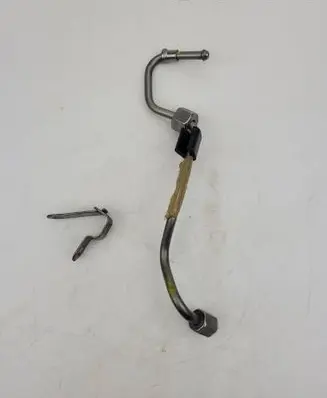 Mercedes-Benz Sprinter W901 W902 W903 W904 Fuel injector supply line/pipe A6460700333