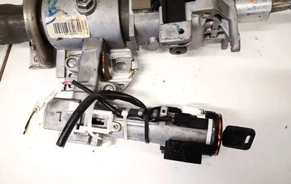 Nissan Quest Ignition lock