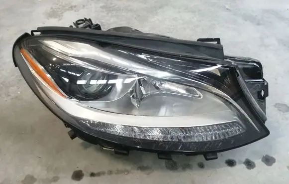 Mercedes-Benz ML W166 Headlight/headlamp A1668201859