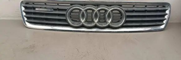 Audi A4 S4 B5 8D Front grill 8D0853651R