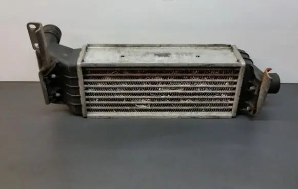 Ford Mondeo MK II Intercooler radiator