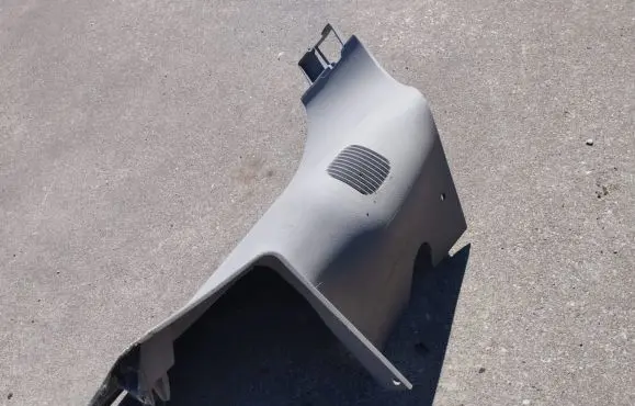 Chrysler Town u0026 Country V (D)pillar trim (top) 0ZR13TRMAE