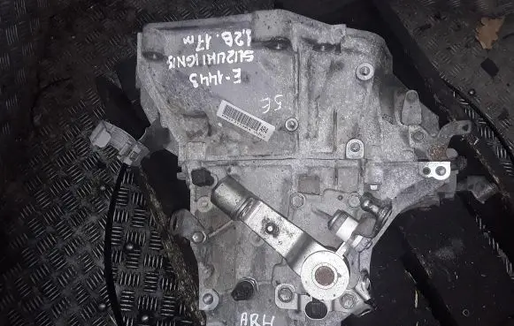 Manual 5 speed gearbox