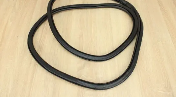 Audi A6 S6 C7 4G Rubber seal loading door 4G5833721A