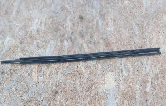 Renault Trafic II (X83) Front door windshield rail 