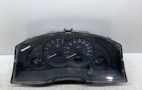 Opel Meriva A Speedometer (instrument cluster) 13163906DA 110080161014 151203E