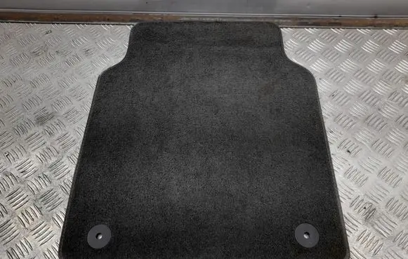 Audi A8 S8 D4 4H Rear floor mat 4H4863732C