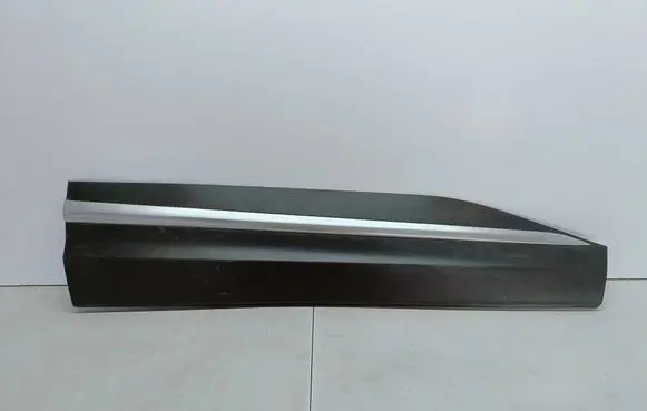 KIA Sportage Front door trim (molding) 87722R2000 LD188