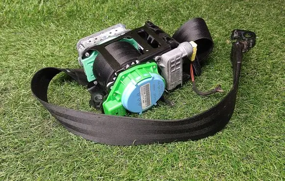 Audi Q5 SQ5 Front seatbelt 8R1857705B