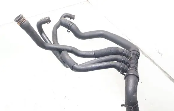 Renault Scenic II - Grand scenic II Engine coolant pipe/hose