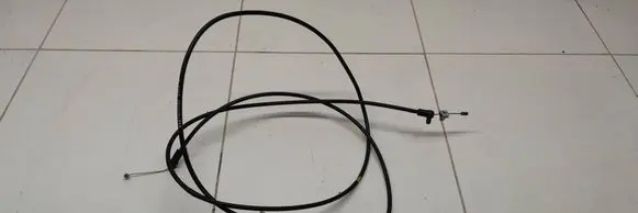 Peugeot 208 II Engine bonnet/hood lock release cable 9827470080