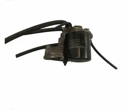 Mercedes-Benz T1 Oil filter mounting bracket