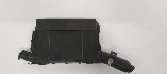 Nissan Juke I F15 Fuse box cover 