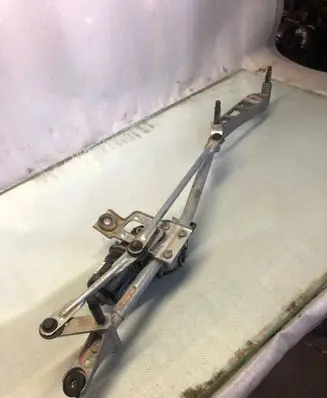 Mercedes-Benz GLA H247 Front wiper linkage and motor A2478208903