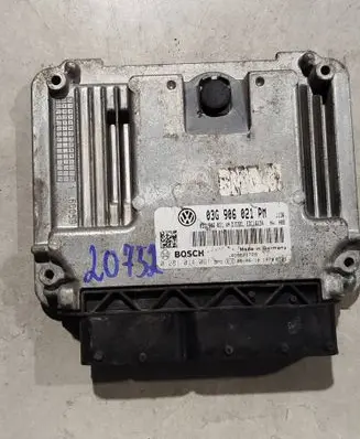 Volkswagen Golf V Engine control unit/module 03g906021pm 0281014061