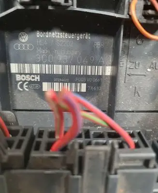 Volkswagen PASSAT B6 Comfort/convenience module 3C0937049A