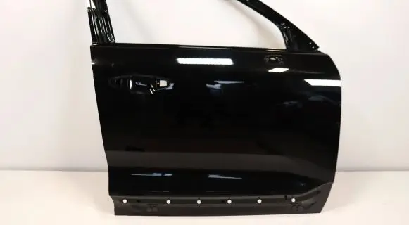Volvo XC40 Front door