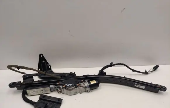 Chrysler Pacifica Sliding door motor 68186017AFA 5926737AA 68225094AE
