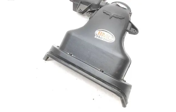 Chevrolet Corvette C6 Air filter box 25870790