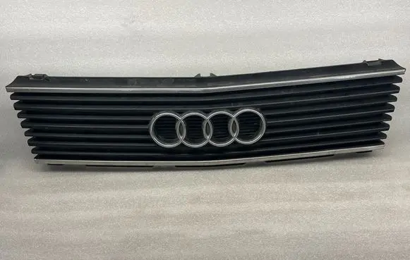 Audi 100 200 5000 C3 Front bumper upper radiator grill 443853655D