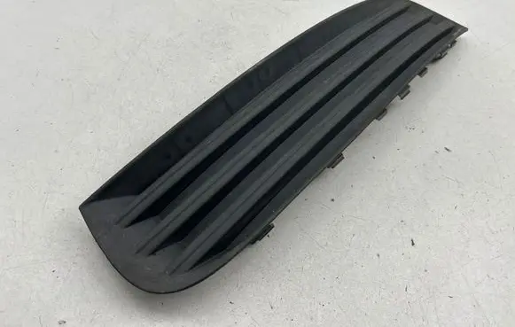 Opel Insignia A Front bumper lower grill