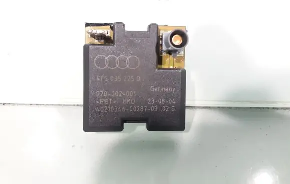 Audi A6 S6 C6 4F Aerial antenna filter 4F5035225D