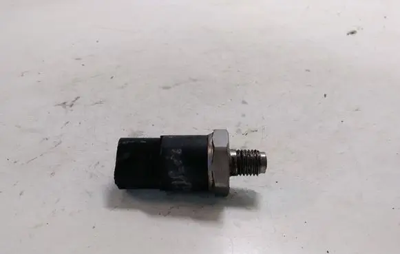 Fuel pressure sensor
