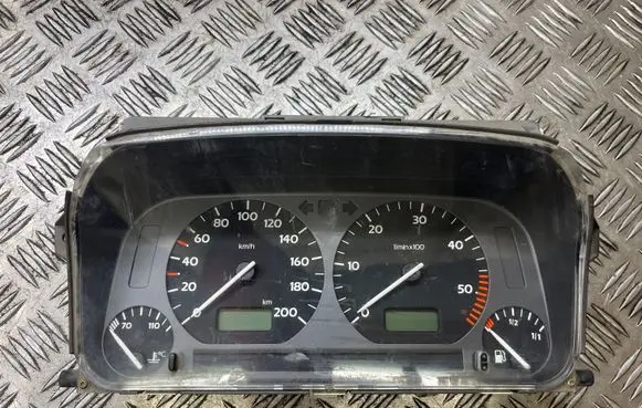 Volkswagen Golf III Speedometer (instrument cluster) 5392325900