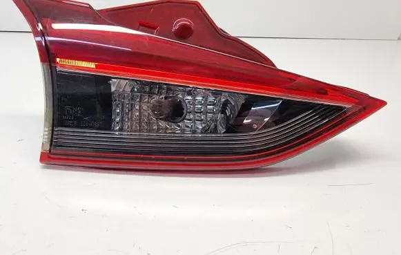 Mazda 6 Tailgate rear/tail lights GHP9513F0
