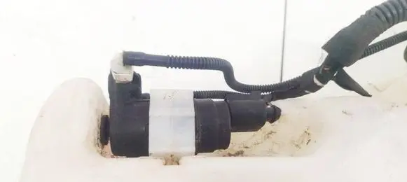 Audi A4 S4 B8 8K Windscreen/windshield washer pump